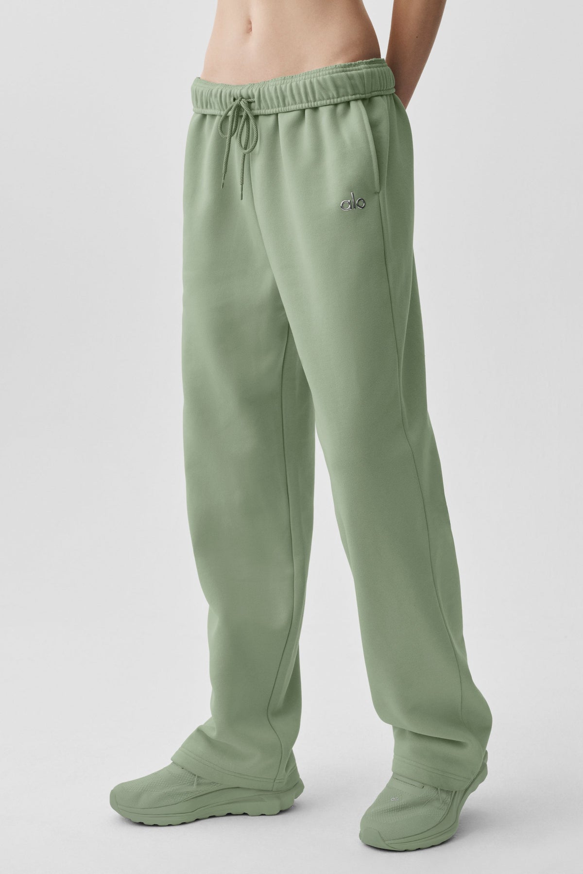 Accolade Straight Leg Sweatpant - Dune Grass