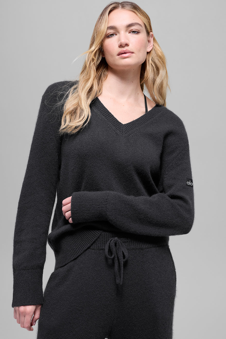 Wool Cashmere New Class Oversized V-Neck Sweater - Black