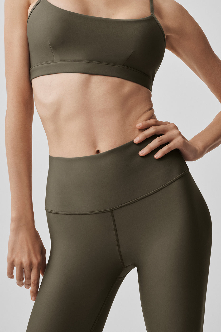 7/8 High-Waist Airlift Legging - Olive Tree